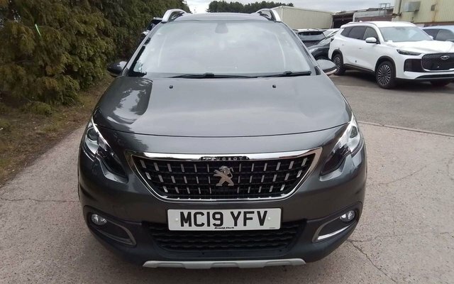 Peugeot 2008 2019 1.2 Puretech Gpf Allure Suv Grey #2