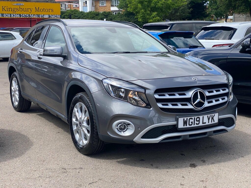 Mercedes-Benz GLA Class 1.6 Gla200 Se Executive 7G-dct Euro 6 Ss Grey