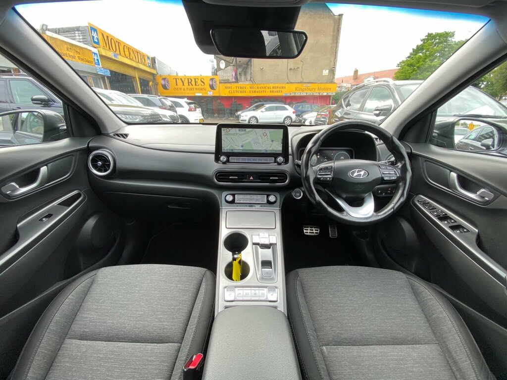 Hyundai Kona 64Kwh Premium 10.5Kw Charger Grey #2