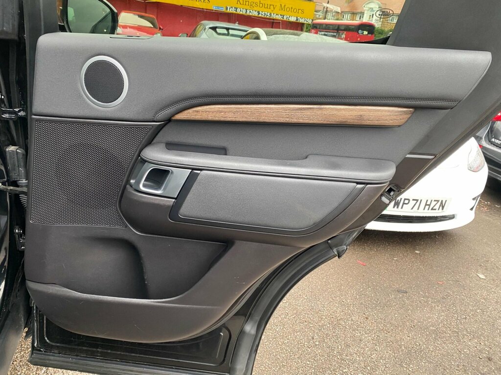 Land Rover Discovery Td4 Se Tech Grey #42