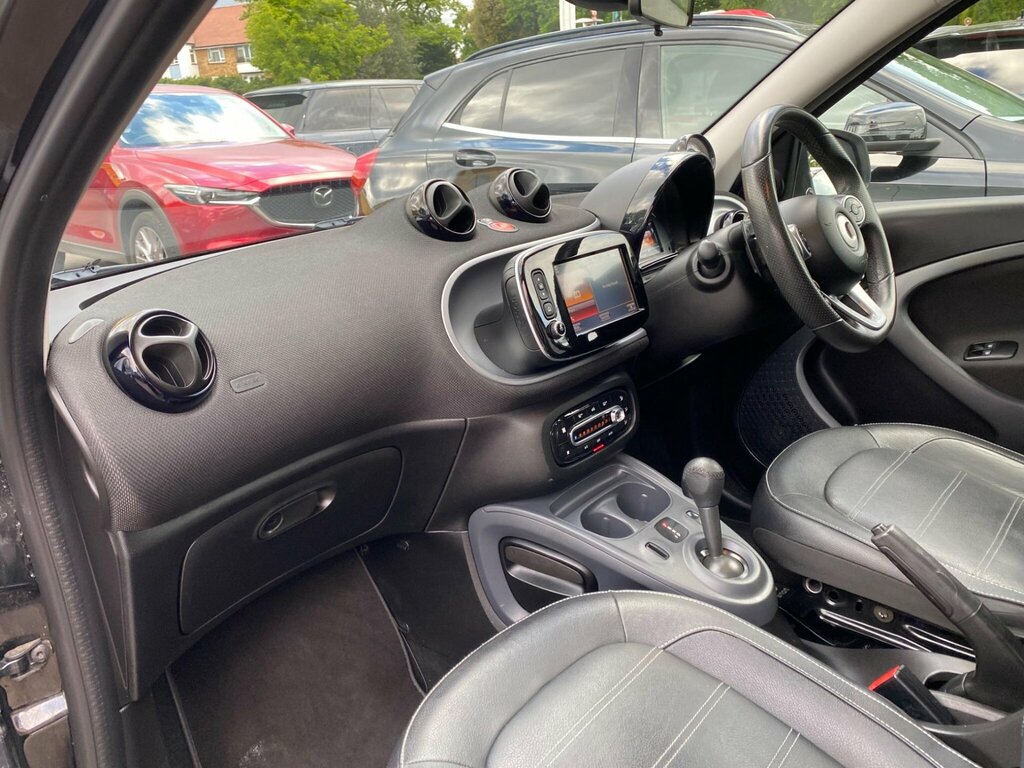 Smart Forfour 1.0 Passion Premium Twinamic Euro 6 S S Black #34