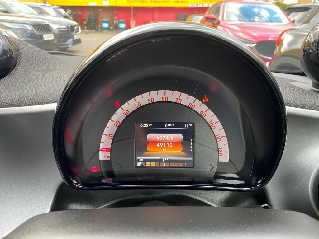 Smart Forfour 1.0 Passion Premium Twinamic Euro 6 S S Black #22