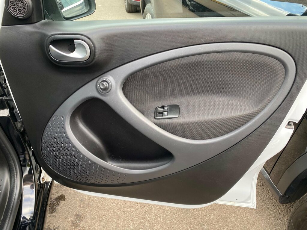 Smart Forfour 1.0 Passion Premium Twinamic Euro 6 S S Black #16