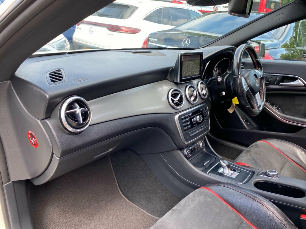 Mercedes-Benz CLA Class Cla45 Amg 4Matic White #37