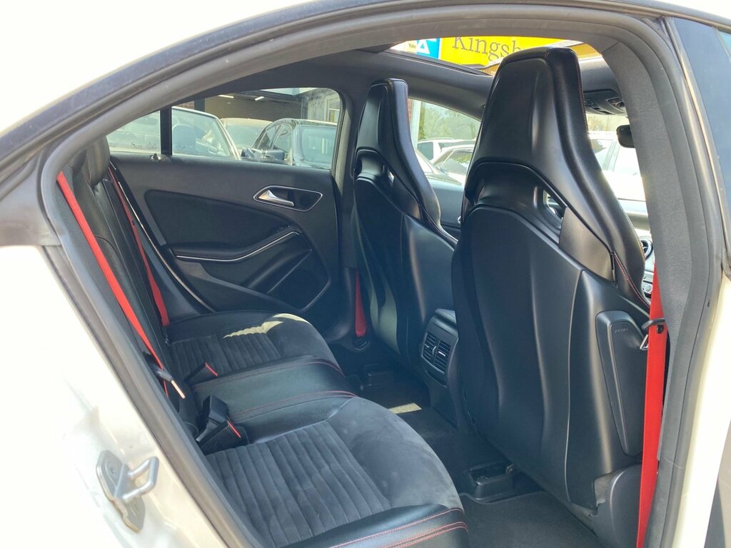 Mercedes-Benz CLA Class Cla 1.8 Cla200 #33
