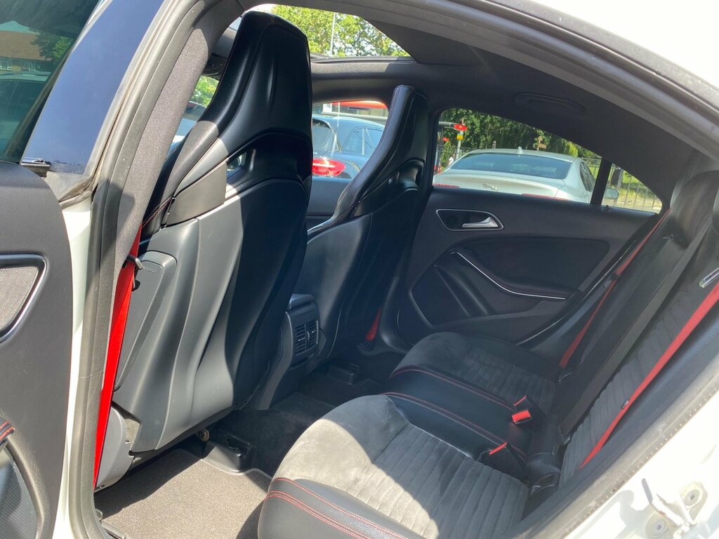 Mercedes-Benz CLA Class Cla 1.8 Cla200 #35