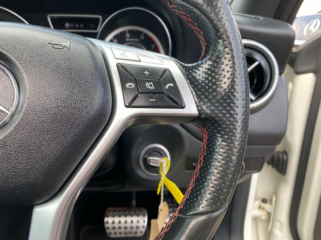 Mercedes-Benz CLA Class Cla45 Amg 4Matic White #29