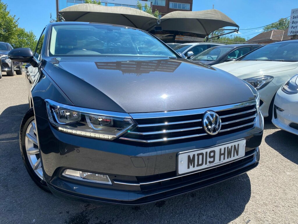 Volkswagen Passat 1.5 Tsi Evo Se Business Dsg Euro 6 Ss Grey