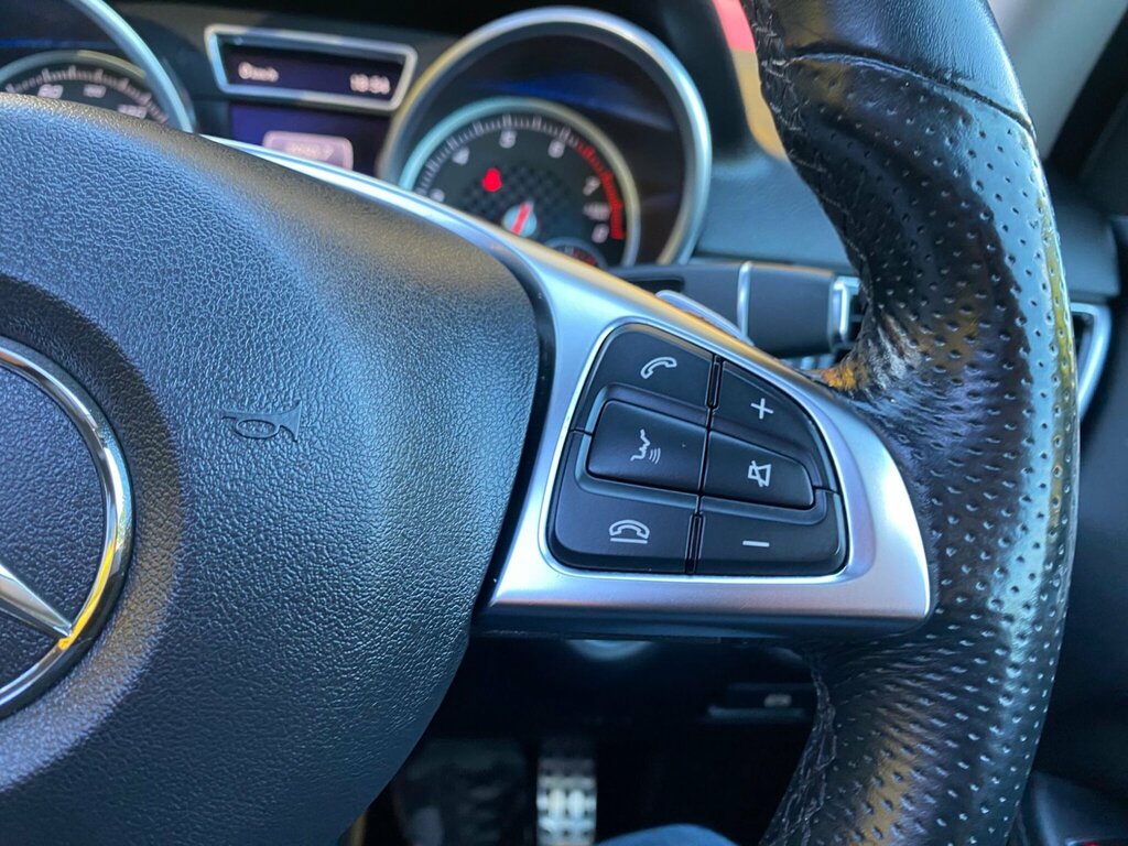 Mercedes-Benz GLE Class Black #32