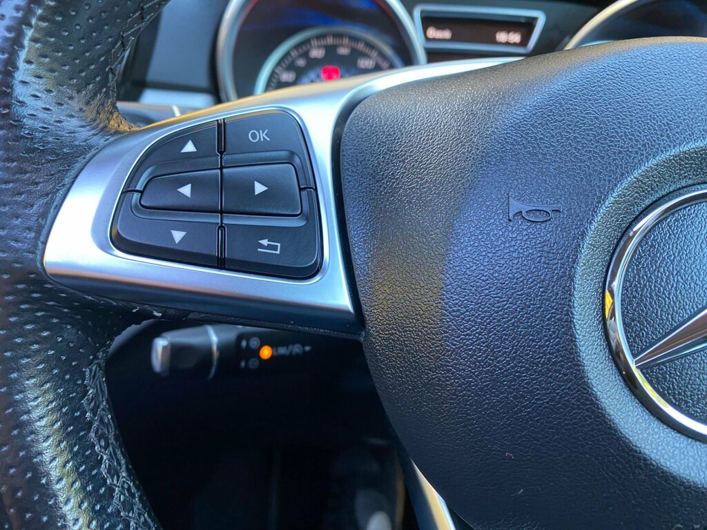 Mercedes-Benz GLE Class Black #31