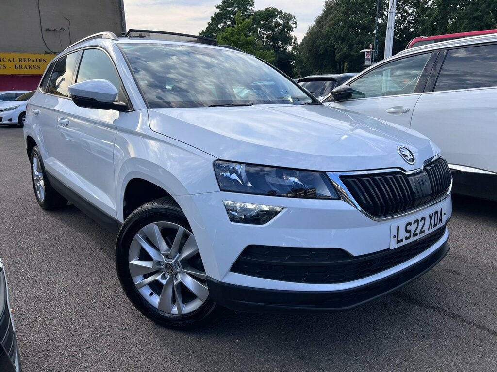 Skoda Karoq 1.5 Tsi Act Se Technology Dsg Euro 6 Ss LS22XDA White #4