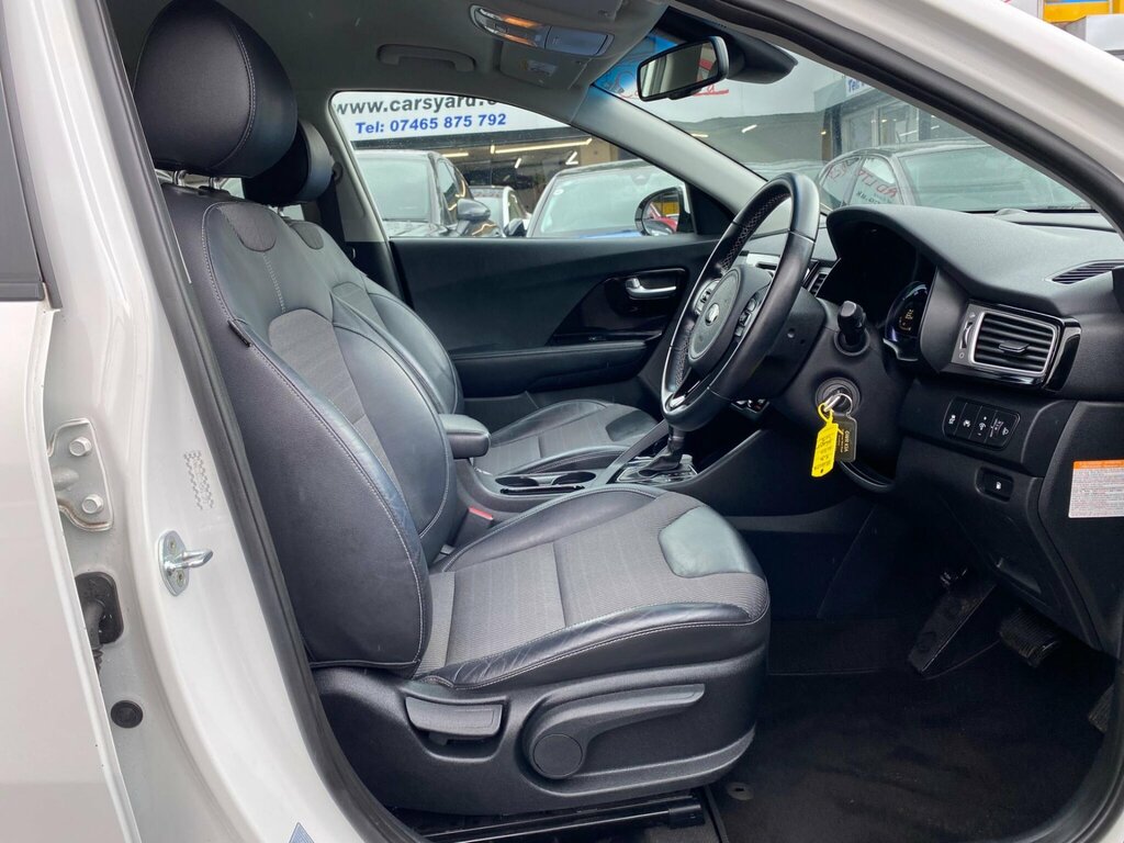 Kia Niro Niro 3 Red #17