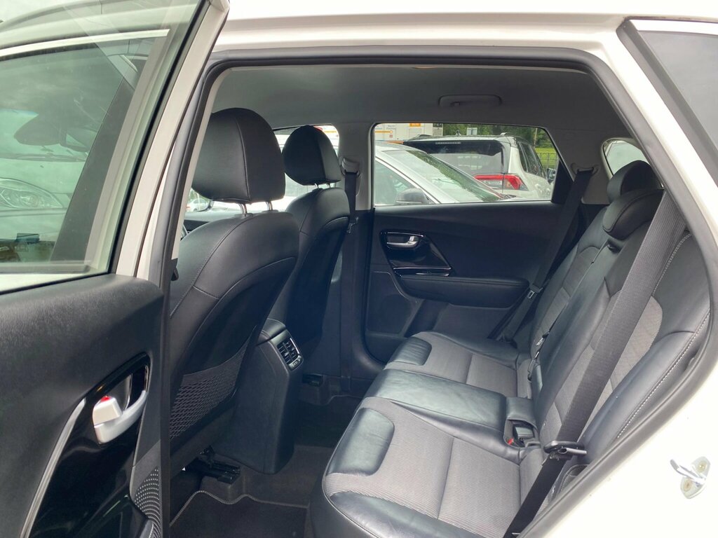 Kia Niro Niro 3 Red #34