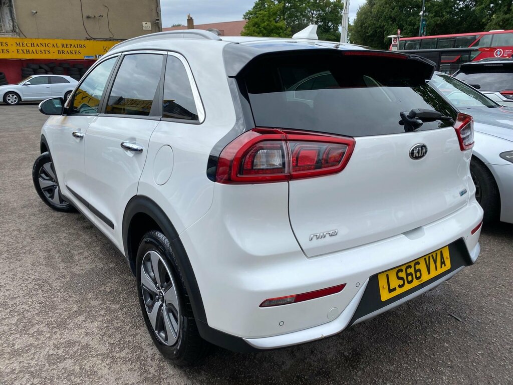 Kia Niro Niro 3 Red #13