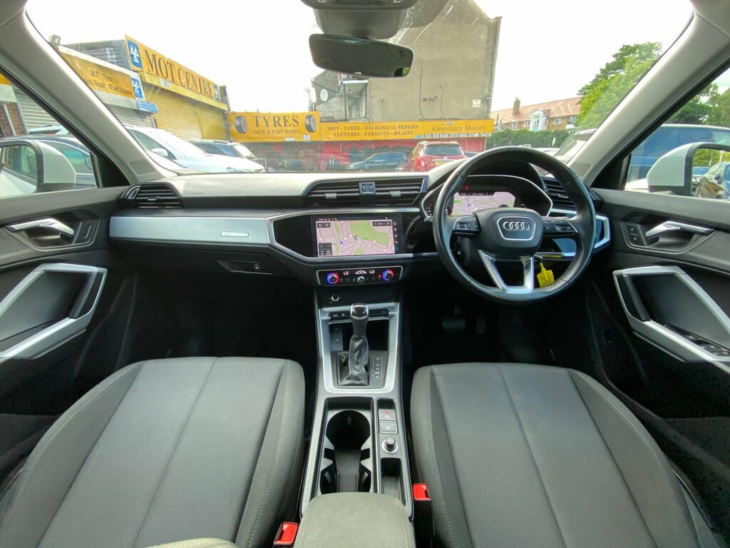 Audi Q3 1.5 Tfsi Cod 35 Technik S Tronic Euro 6 Ss MM71VBK White #2