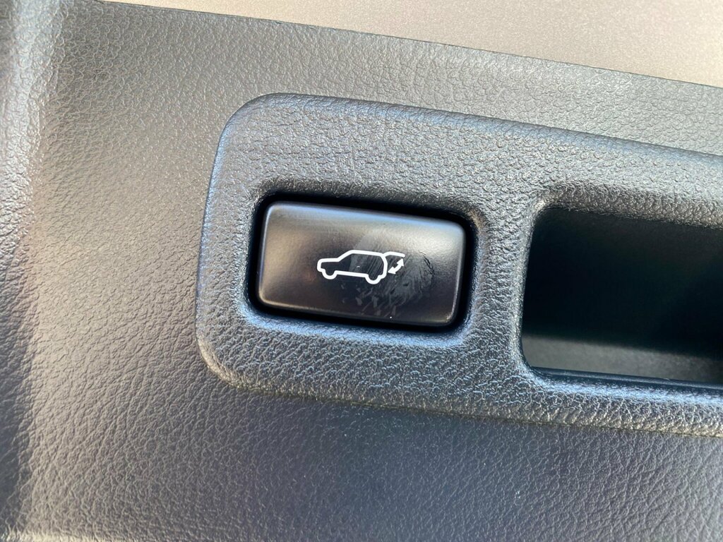 Lexus NX 300H 2.5 Luxury Cvt Silver #38