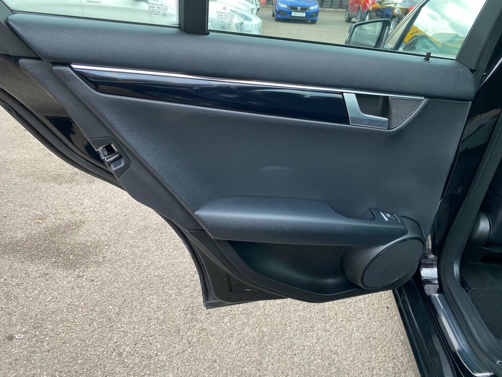 Mercedes-Benz C Class 6.2 C63 Amg 457 Bhp Black #30