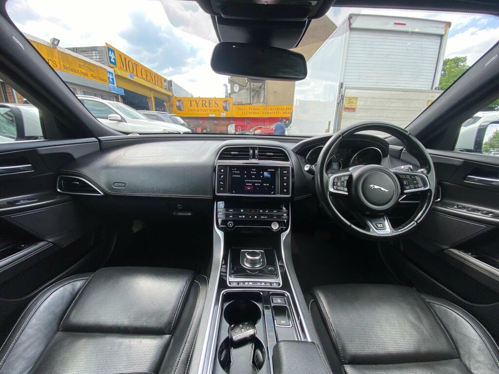 Jaguar XE 2.0I Gpf R-sport Euro 6 Ss Silver #2