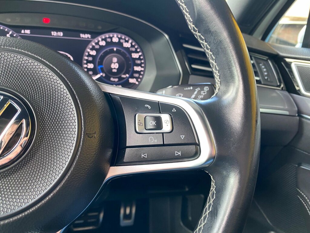 Volkswagen Passat Se Business Blue #31