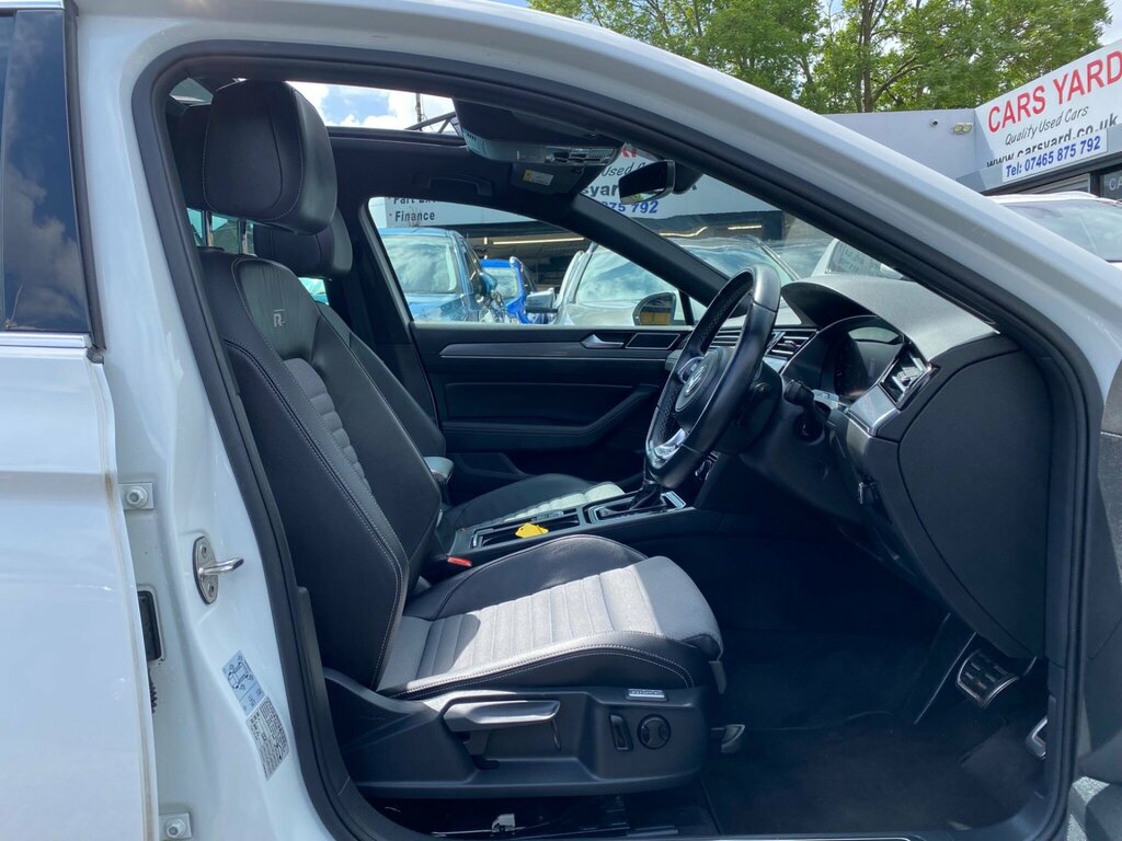Volkswagen Passat Se Business Blue #17