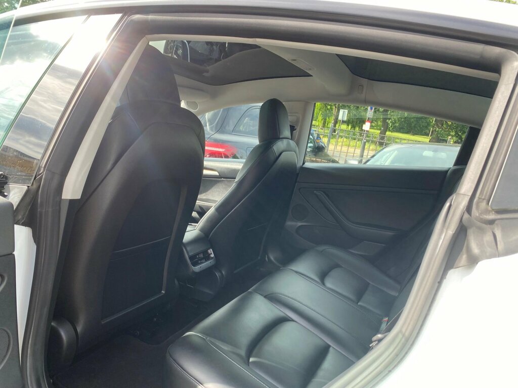 Tesla Model 3 2021 71 Dual #29