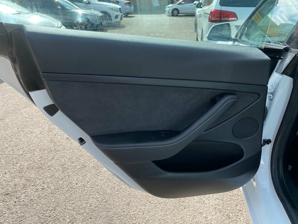 Tesla Model 3 2021 71 Dual #28