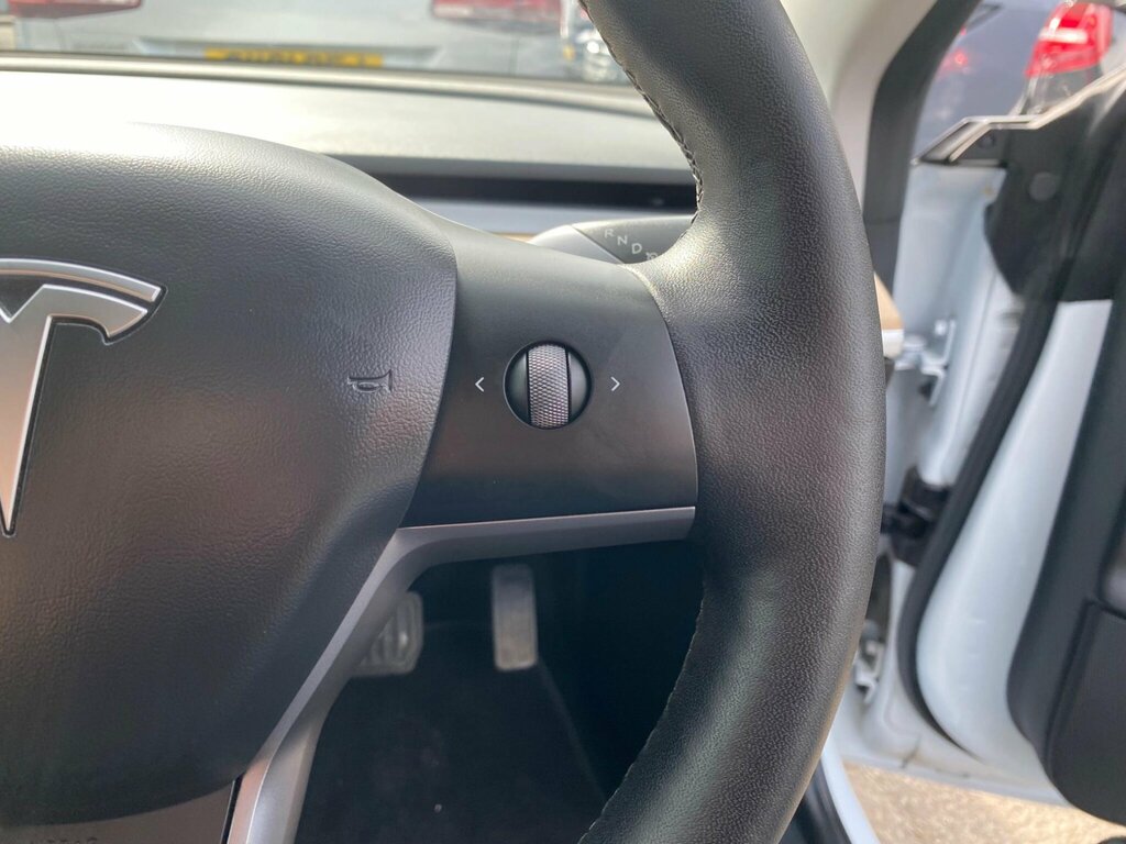 Tesla Model 3 2021 71 Dual #25