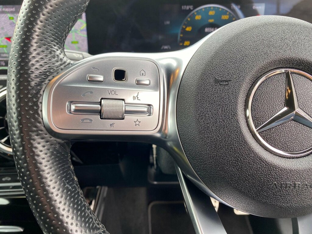 Mercedes-Benz CLA Class 220D Amg Line Coupe Silver #26