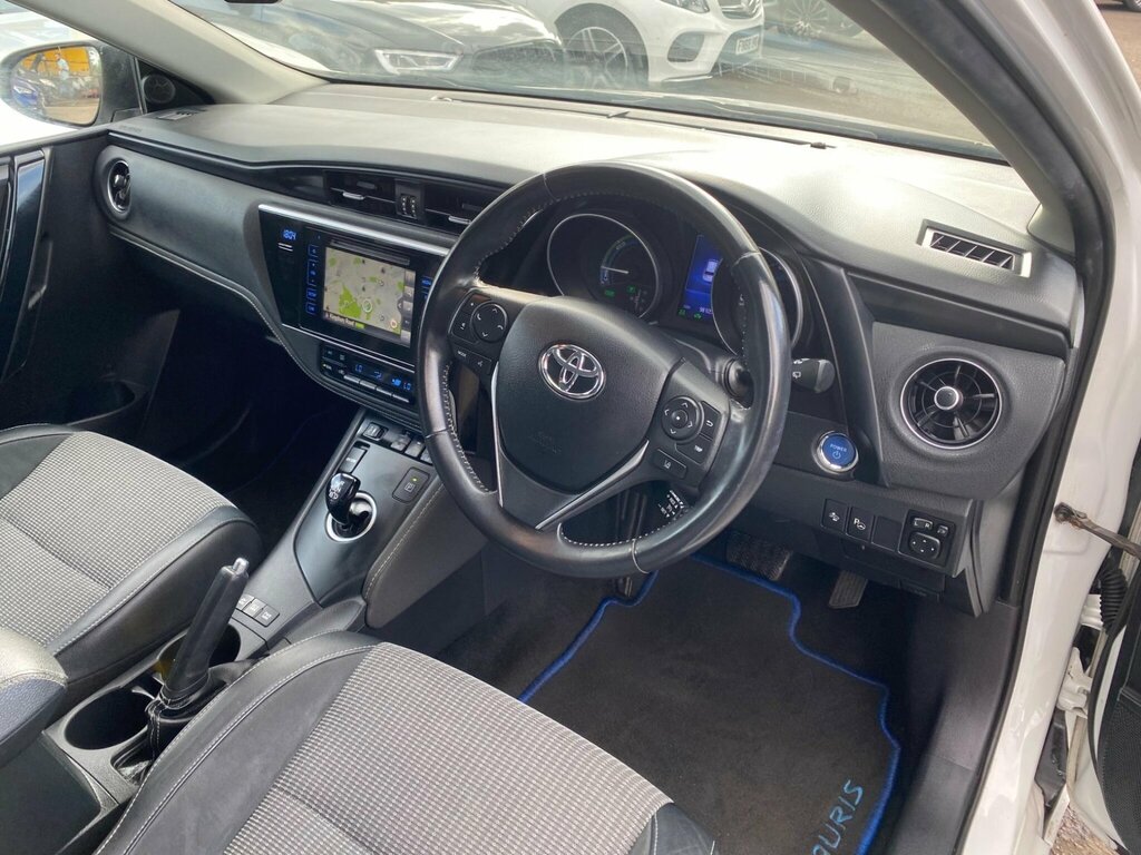 Toyota Auris 1.6 D-4d Excel Euro 6 Ss Grey #18