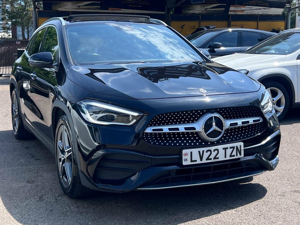 Mercedes-Benz GLA Class 1.3 Gla200 Amg Line Premium Plus 7G-dct Euro 6 Black