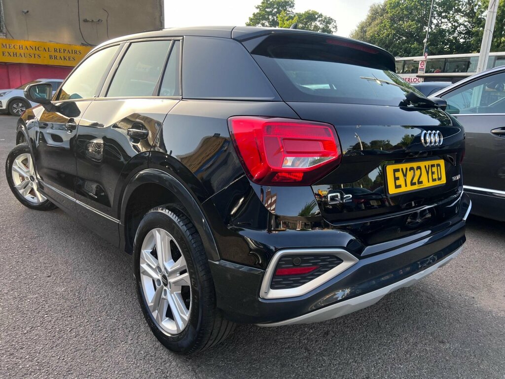 Audi Q2 1.5 Tfsi Cod 35 Sport S Tronic Euro 6 Ss EY22YED Black #3
