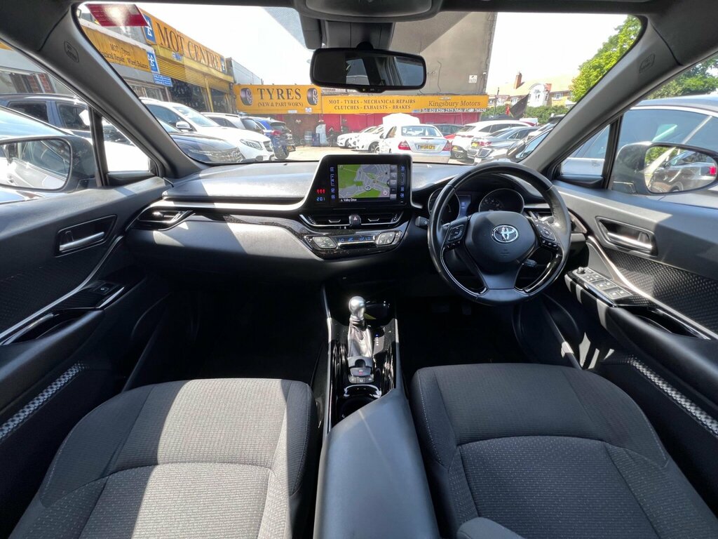 Toyota C-Hr 1.8 Vvt-h Design Cvt Euro 6 Ss Silver #2