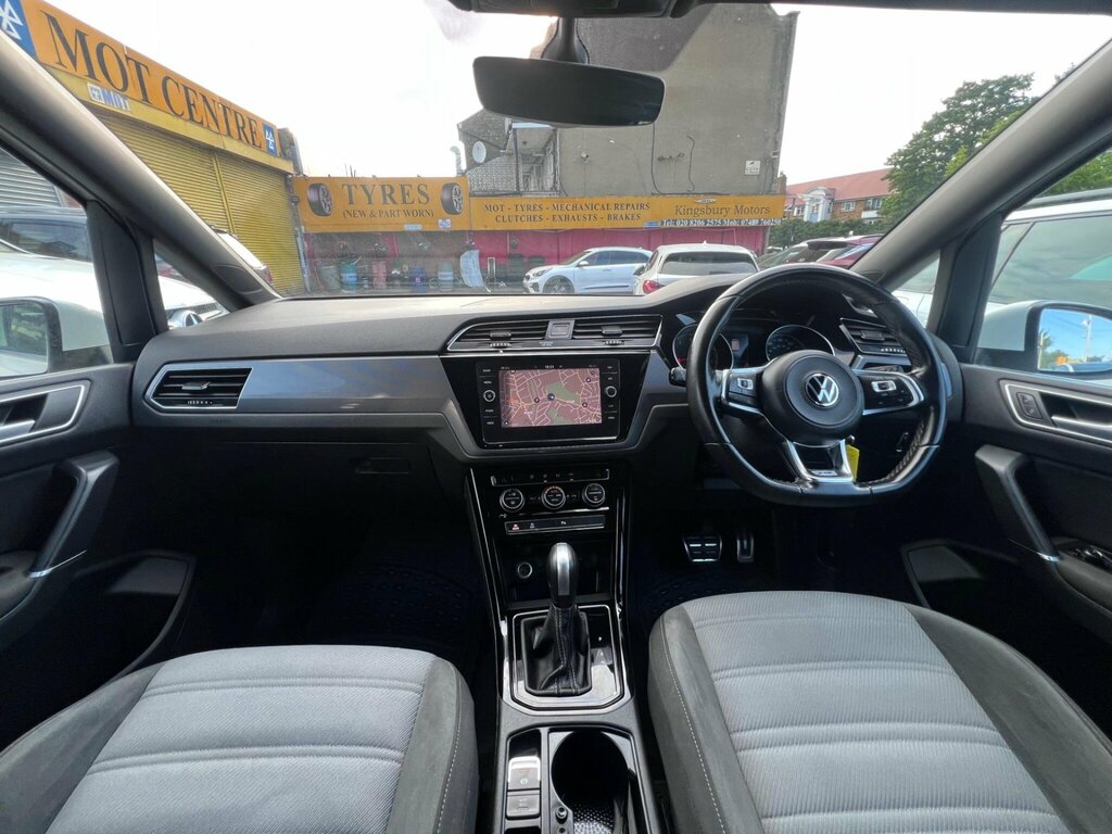Volkswagen Touran 1.5 Tsi Evo R-line Mpv Dsg Euro 6 Ss White #2