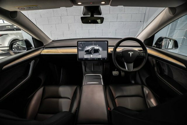 Tesla Model Y Motor Performance Suv MM72YYK Black #2