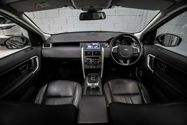 Land Rover Discovery Sport Td4 Hse Black Suv Black #2