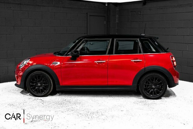 Mini Hatch Cooper Classic Hatchback Red #4