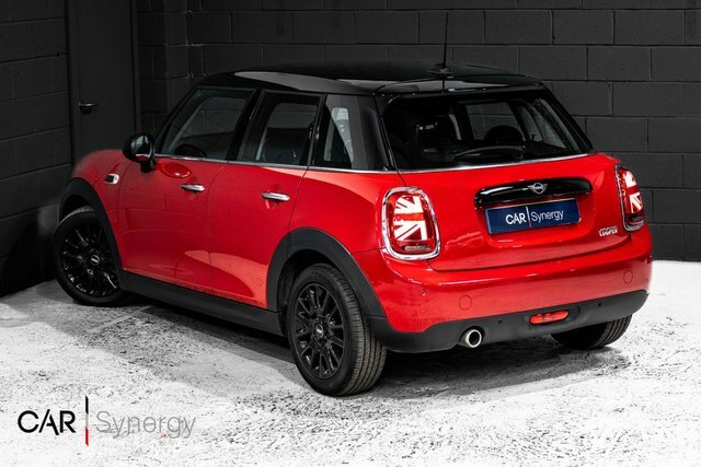 Mini Hatch Cooper Classic Hatchback Red #3