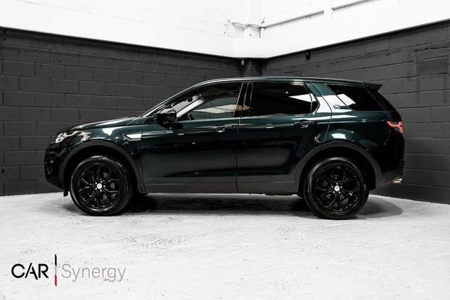 Land Rover Discovery Sport Td4 Hse Suv Green #4