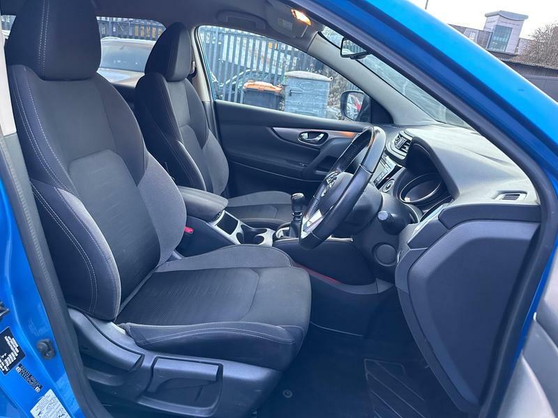 Nissan Qashqai 1.2 Dig-t N-connecta Euro 6 S S Blue #2