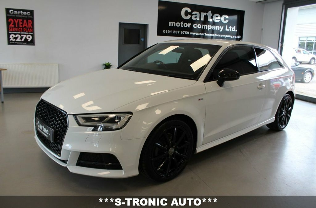 Audi A3 2L Black Edition White