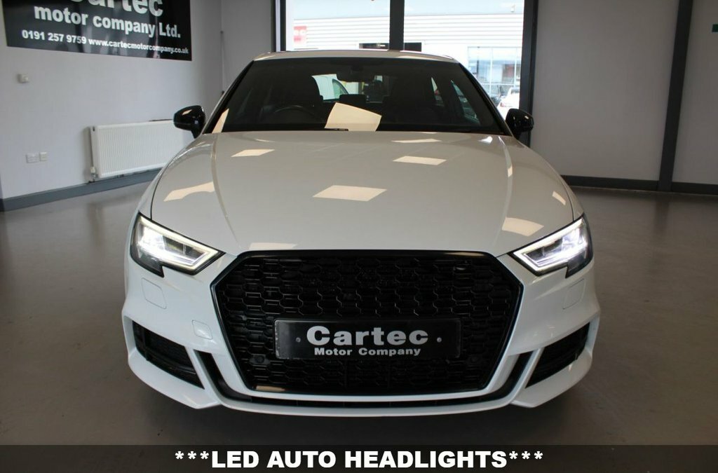 Audi A3 2L Black Edition KK17WFC White #2