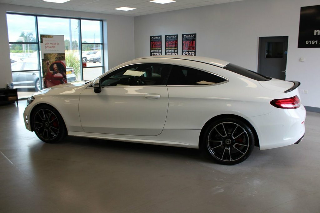 Mercedes-Benz C Class 2L Amg Line White #6