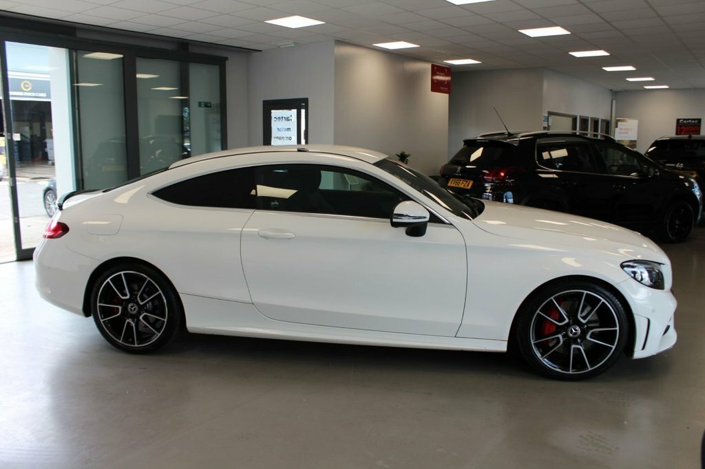 Mercedes-Benz C Class 2L Amg Line White #5