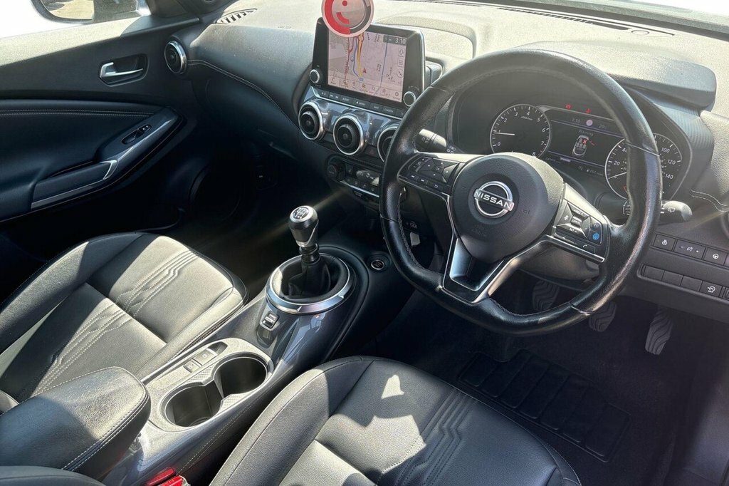 Nissan Juke 1L Tekna DS73EUC Black #6