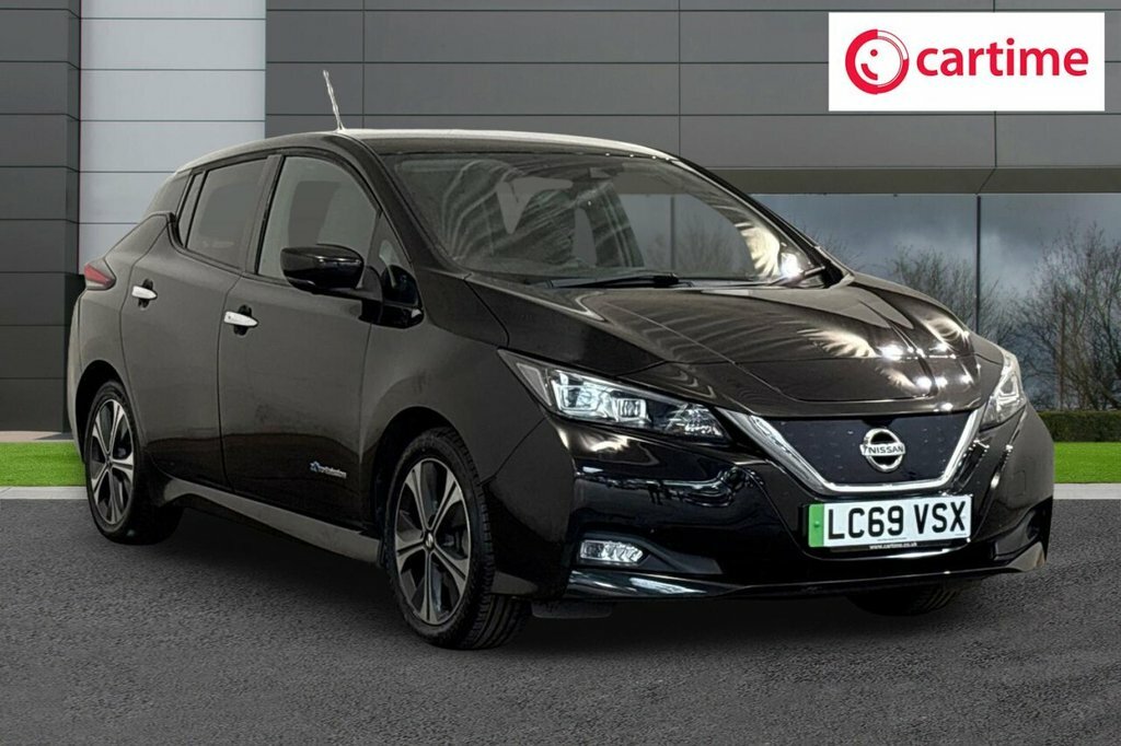 Nissan Leaf Hatchback Black