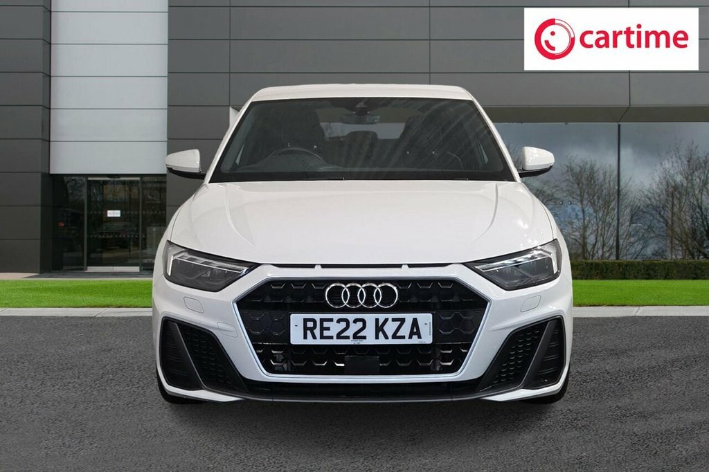 Audi A1 1L S Line RE22KZA White #4