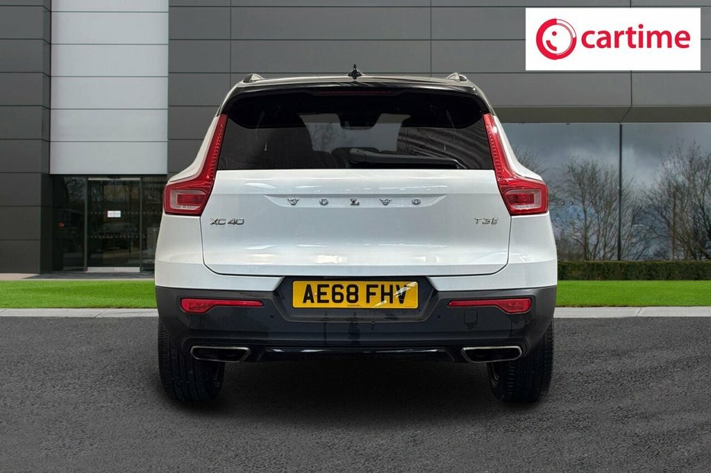 Volvo XC40 1.5L R-design AE68FHV White #5