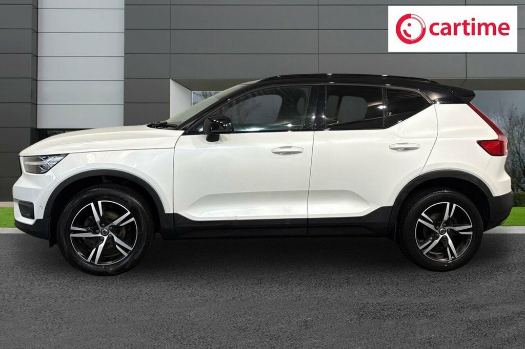 Volvo XC40 1.5L R-design AE68FHV White #3