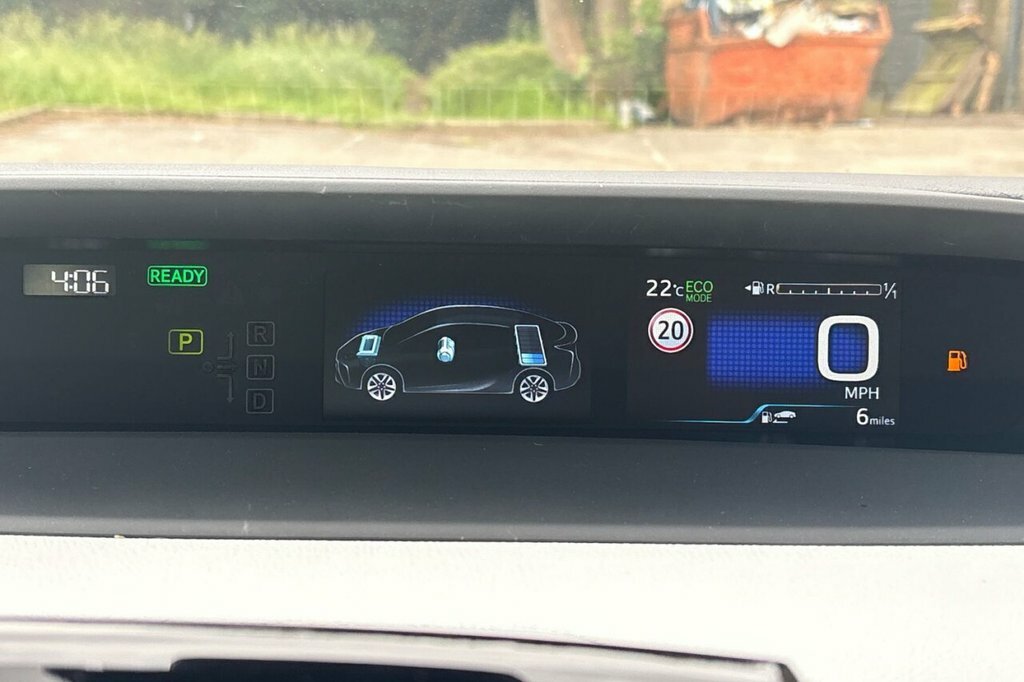 Toyota Prius 1.5 Cvt Gold #11