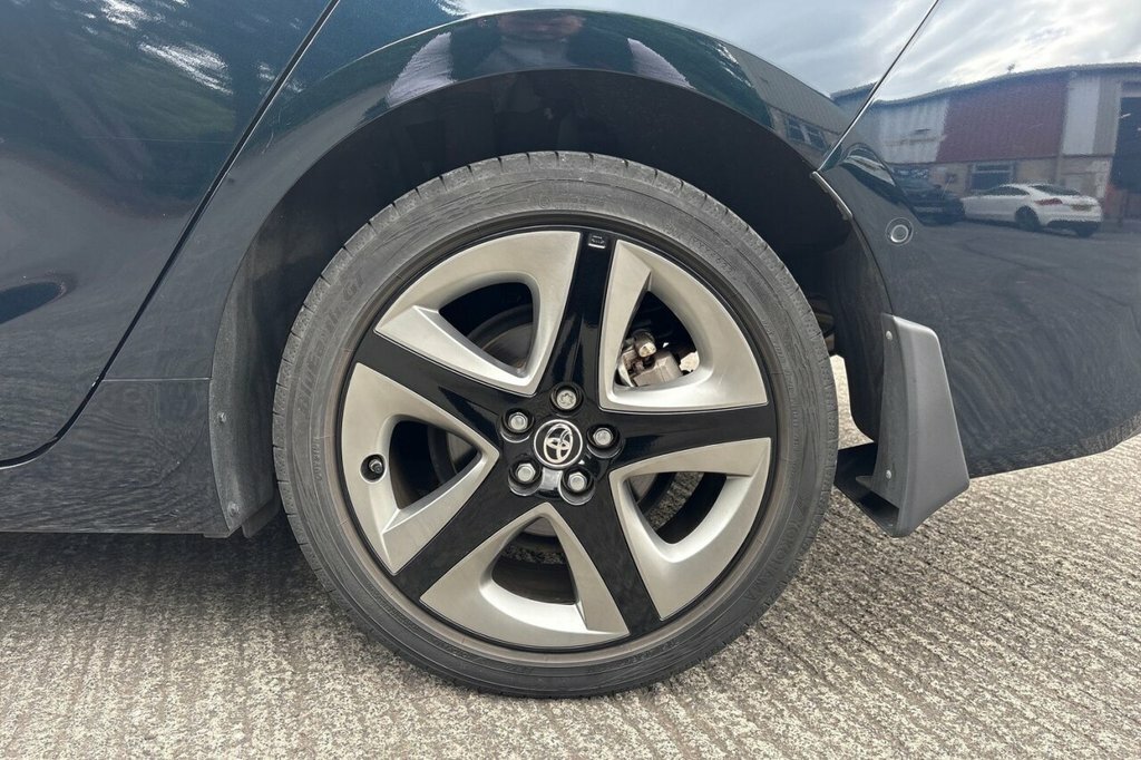 Toyota Prius 1.5 Cvt Gold #10